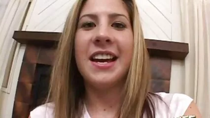 La sua ragazza è anziane troie una donatrice.