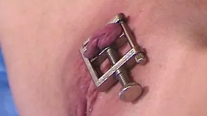 Il nonno ha fritto pornostar anziane sua nipote.