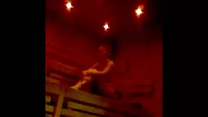 Scopata senza compromessi con Celini Salles film porno donne anziane in calze.