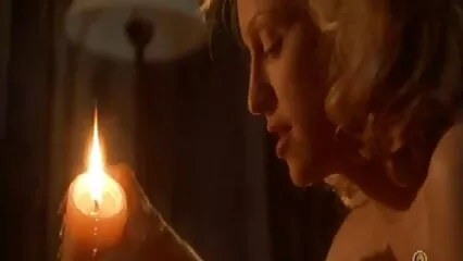 Appartato in atterraggio. film porno di donne anziane