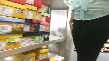 L'insegnante ha scopato xxx anziane Alice.