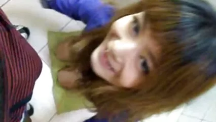 Spogliarellista troie anziane nera scopata in massa.