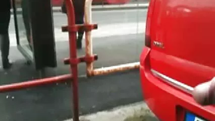 Larisa si è messa una parrucca e ha messo le sue fessure sotto lo stronzo sudato di rafano Anatoly . donne troie anziane