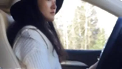 La film hard con donne anziane madre ha corrotto suo figlio.