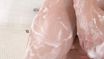 Gonna troppo video sex anziane corta.