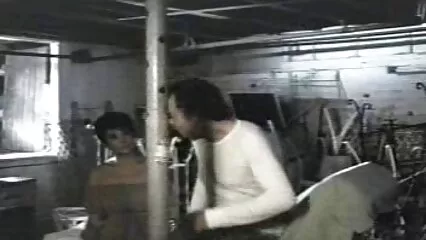 Bellezza film porno tra vecchi bionda appassionata.