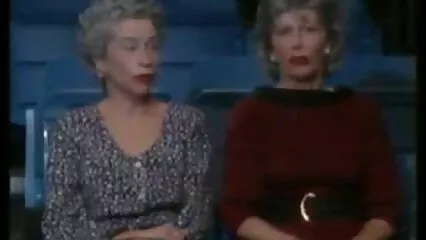 La film porno di anziane donna matura ama nell'anale.