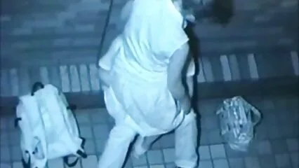 Un trucco intrigante per film porno con donne anziane malizia.