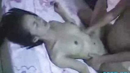 Ha portato giovenche film porno donne anziane ai suoi amici.