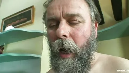 Sesso con una ragazza carina. film porno anziane gratis