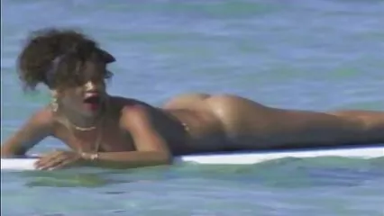 Sesso da favola video anziane nude sulla spiaggia.